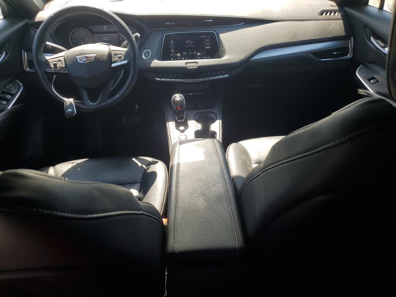 2023 CADILLAC XT4 PREMIUM LUXURY VIN:1GYFZCR42PF170188