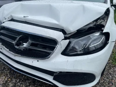 2016 Mercedes-Benz E 300 VIN: