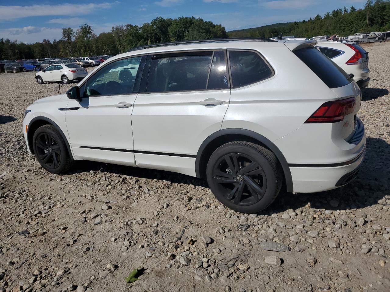 2023 VOLKSWAGEN TIGUAN SE R-LINE BLACK VIN:3VV8B7AXXPM134962