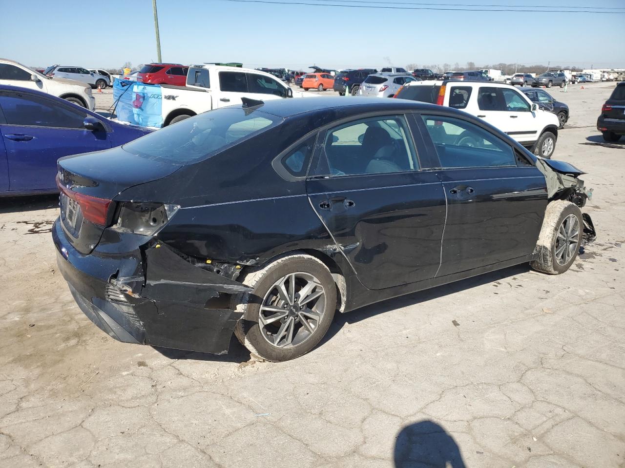 2023 KIA FORTE LX VIN:3KPF24AD4PE511080