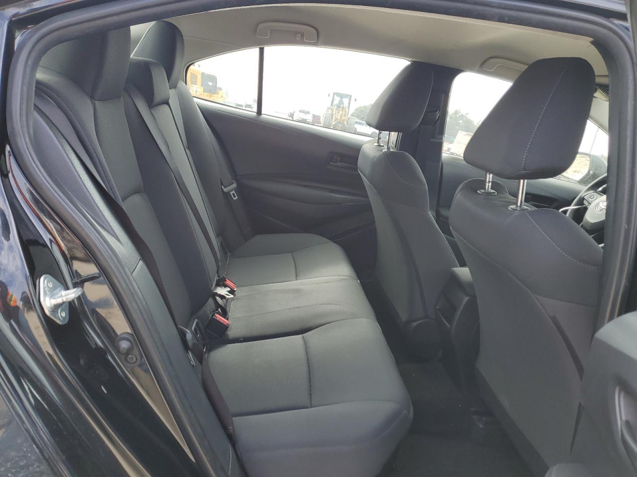 2022 TOYOTA COROLLA LE VIN:JTDEAMDE2NJ057947