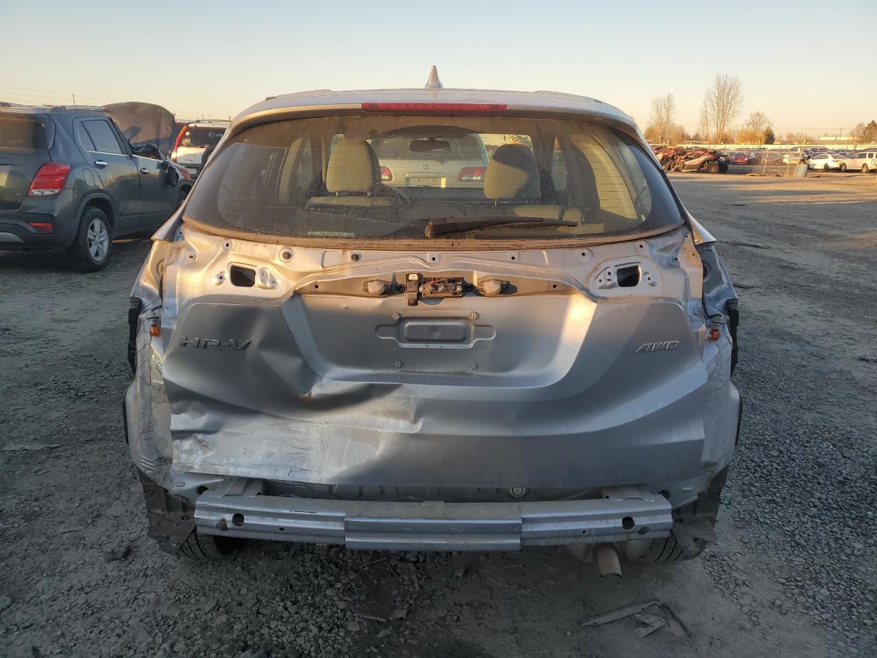 2022 HONDA HR-V LX VIN:3CZRU6H33NM740170