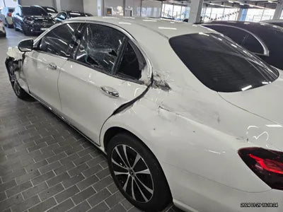 2021 Mercedes-Benz E 300 W1KZF5EBXMA886038 VIN:W1KZF5EBXMA886038