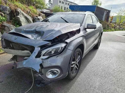 2018 Mercedes-Benz GLA 220 WDCTG4FB8KJ570330 VIN:WDCTG4FB8KJ570330