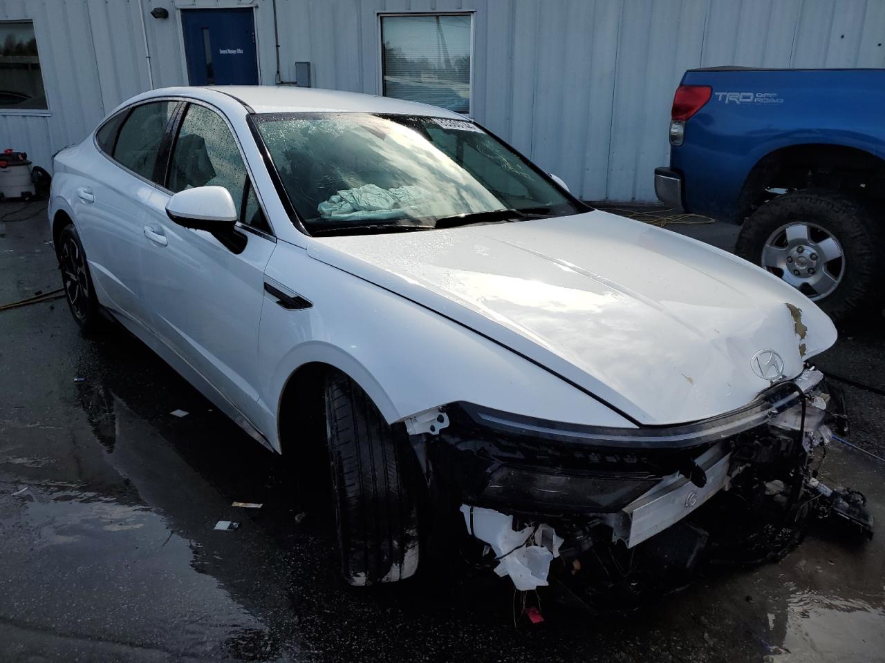 2024 HYUNDAI SONATA SEL VIN:KMHL64JAXRA372300