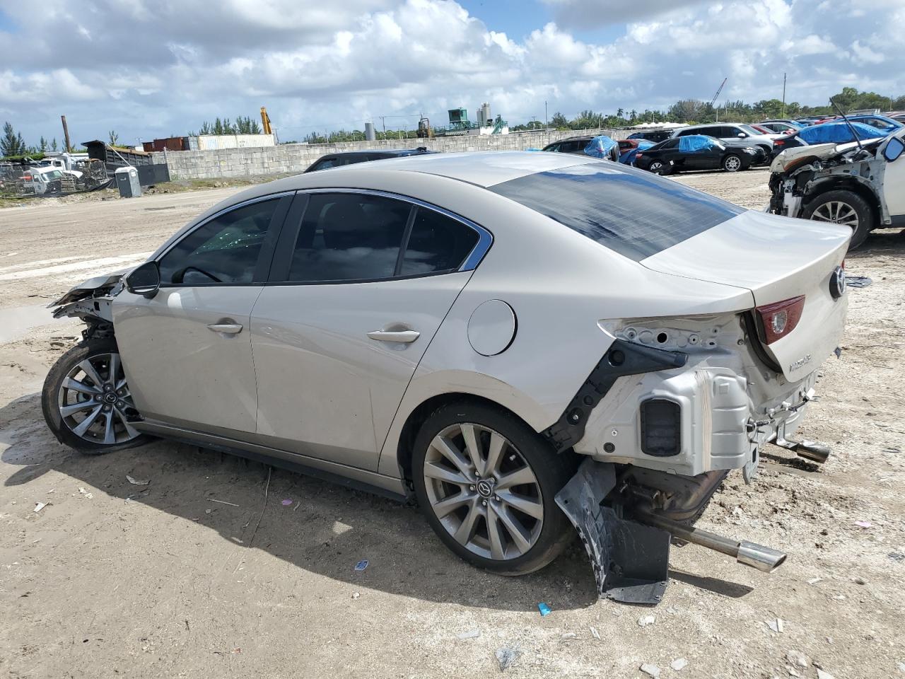 2023 MAZDA 3 PREFERRED VIN:3MZBPACM1PM365820