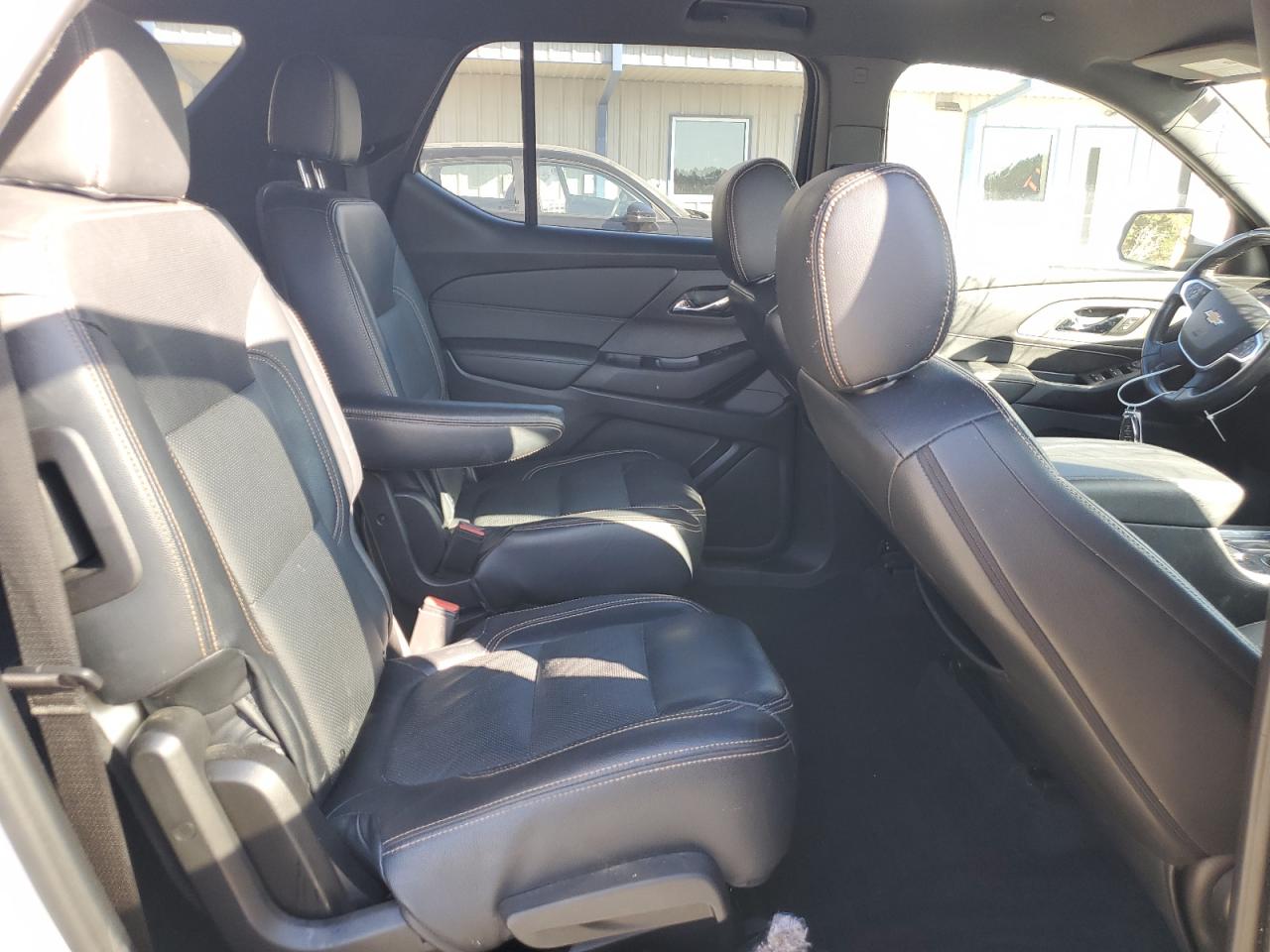 2022 CHEVROLET TRAVERSE LT VIN:1GNERGKW2NJ117559