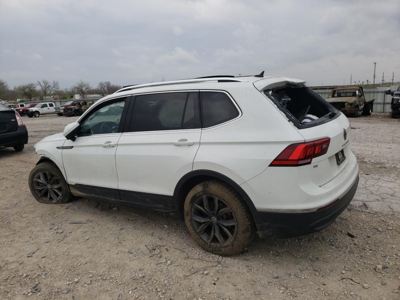 2022 VOLKSWAGEN TIGUAN SE VIN:3VV3B7AX1NM145145