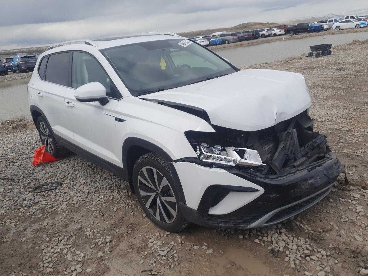 2022 VOLKSWAGEN TAOS SE IQ DRIVE VIN:3VVLX7B22NM033460