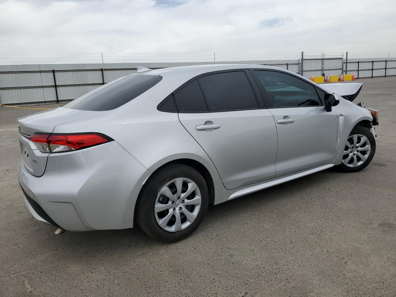 2022 TOYOTA COROLLA LE VIN:5YFEPMAE1NP293374