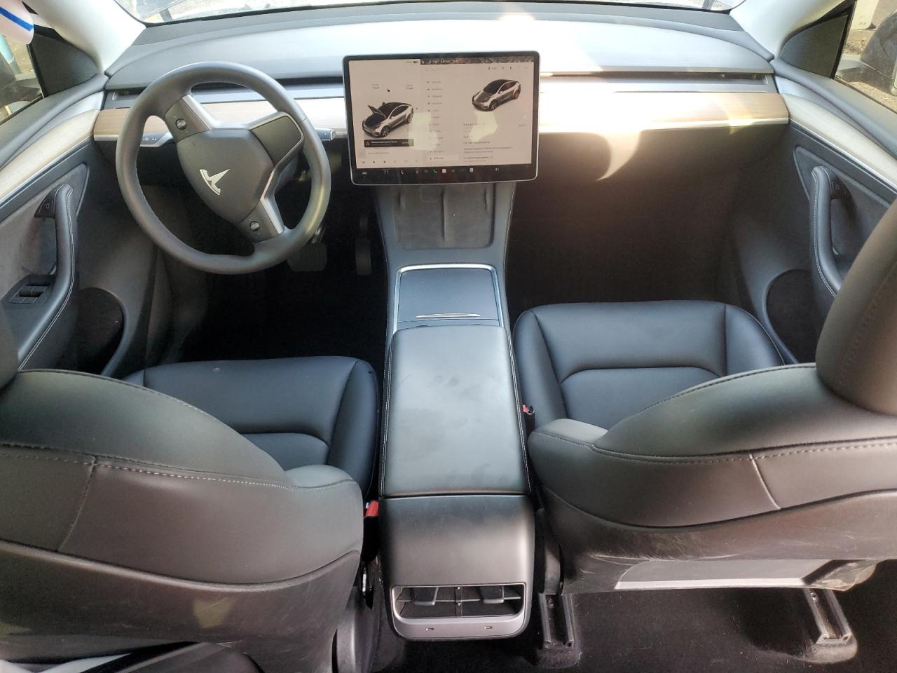 2023 TESLA MODEL Y  VIN:7SAYGDEE9PA060140