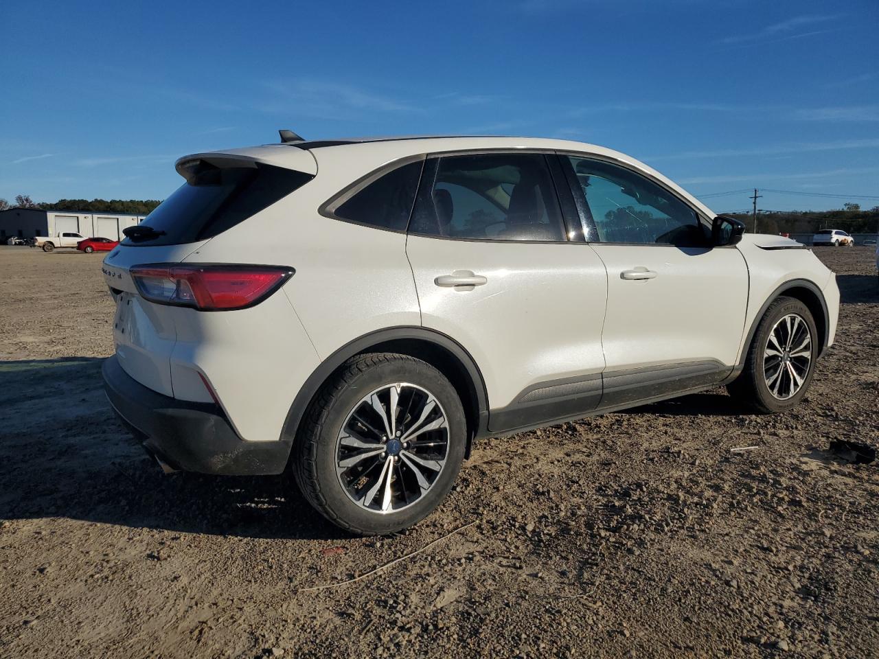 2022 FORD ESCAPE SE VIN:1FMCU0G67NUB30333