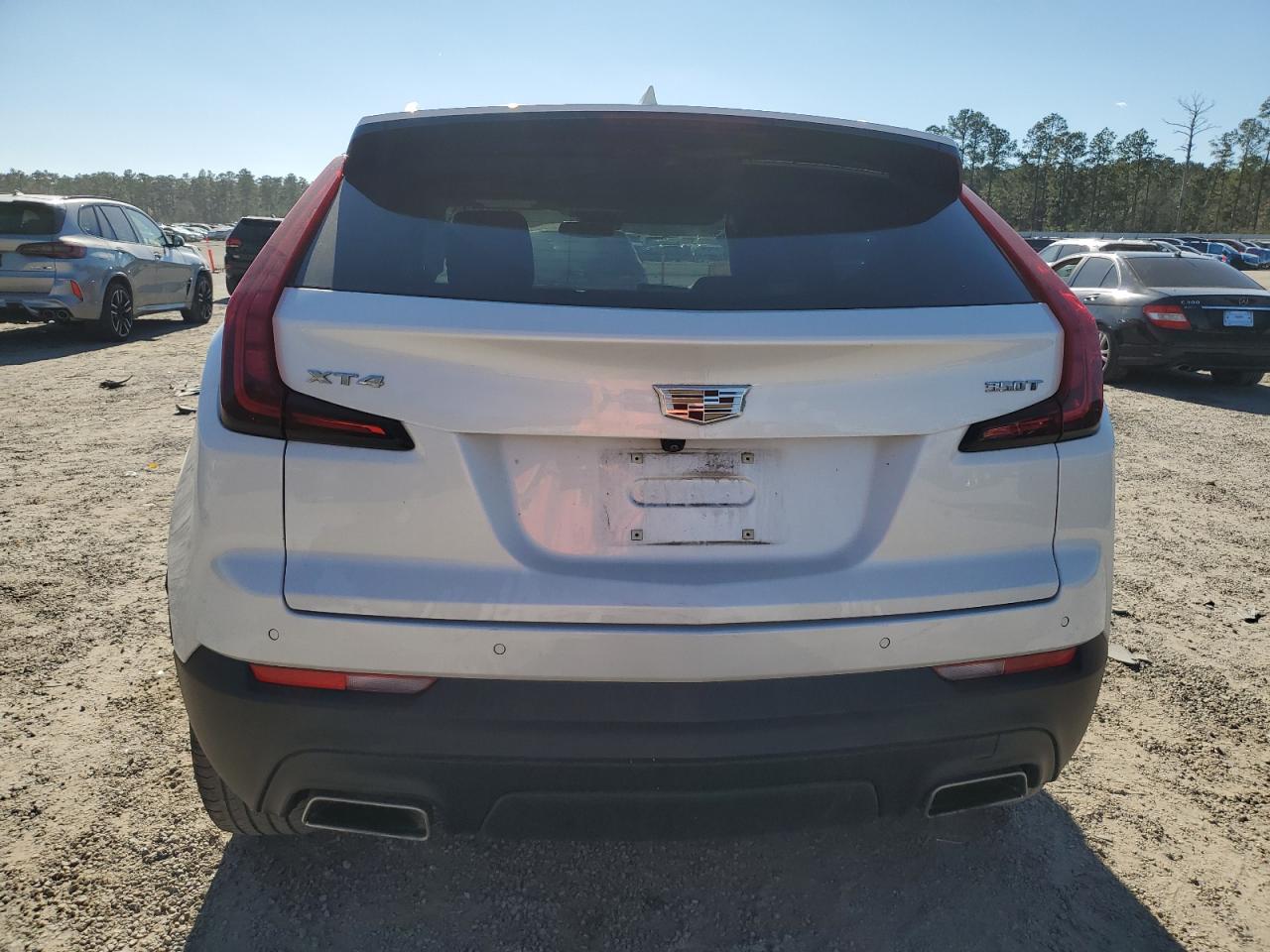 2023 CADILLAC XT4 LUXURY VIN:1GYAZAR43PF122536