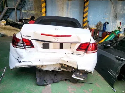 2016 Mercedes-Benz E 200 VIN: