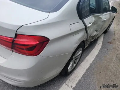 2016 BMW 320 WBA8C5105GK637564 VIN:WBA8C5105GK637564