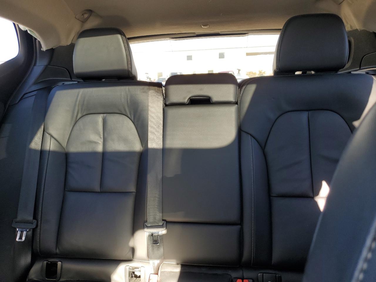2022 VOLVO XC40 T5 MOMENTUM VIN:YV4162UK5N2640434