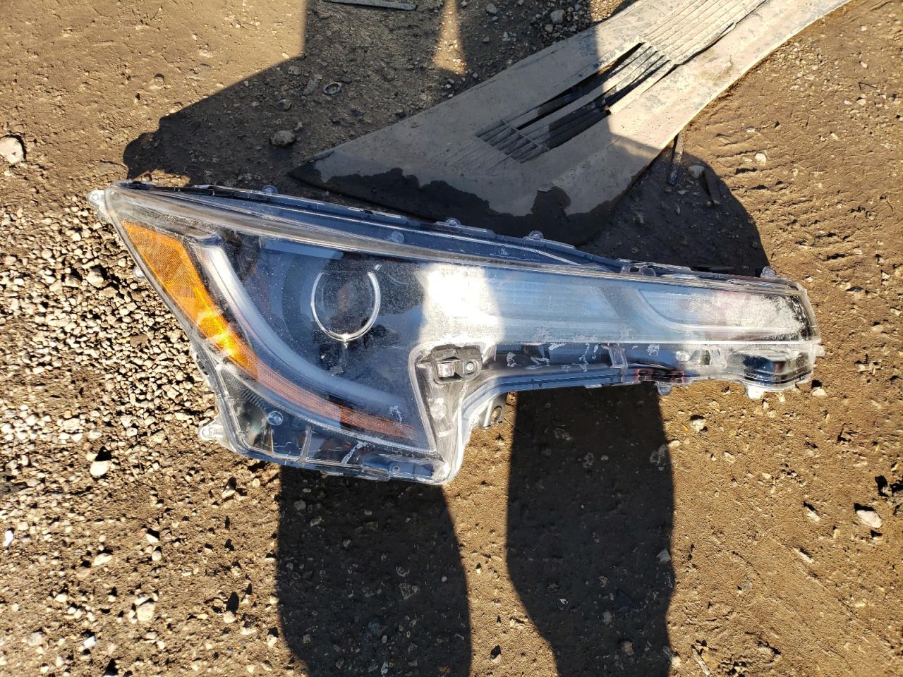 2022 TOYOTA COROLLA LE VIN:JTDEAMDE8NJ038870