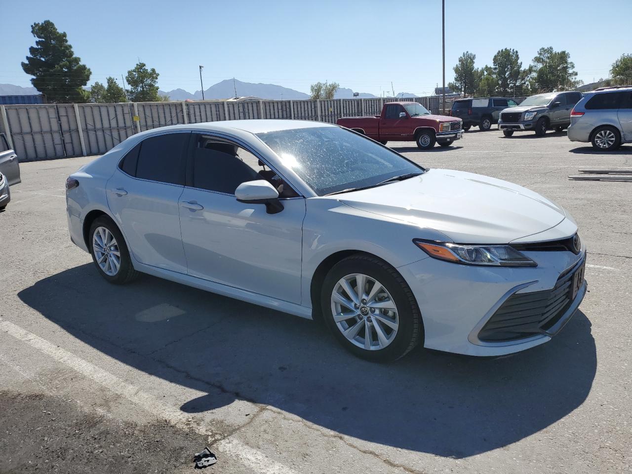 2022 TOYOTA CAMRY LE VIN:4T1C11AK2NU044254