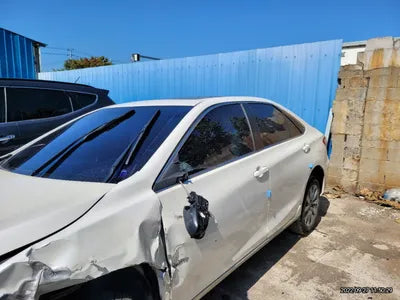 2016 Toyota Camry VIN: