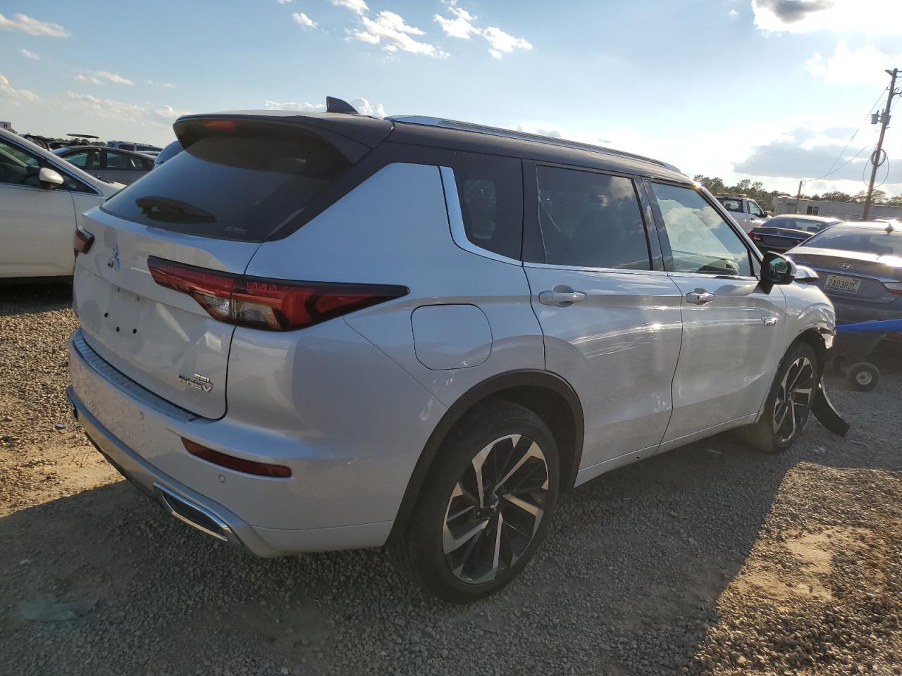 2023 MITSUBISHI OUTLANDER SEL VIN:JA4T5VA9XPZ047058