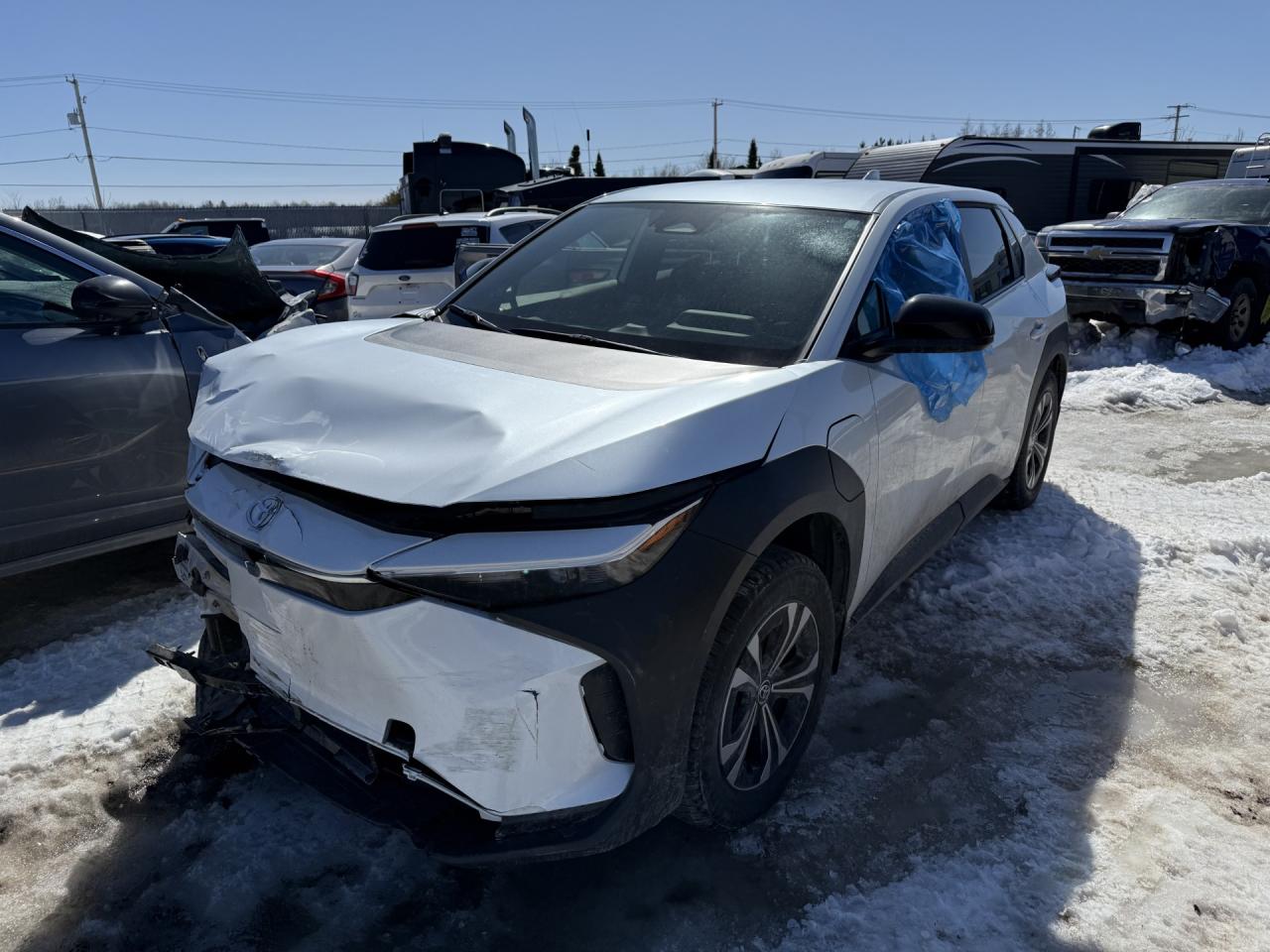 2023 TOYOTA BZ4X XLE VIN:JTMAAAAA8PA019107