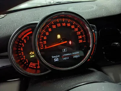2021 MINI Cooper VIN: