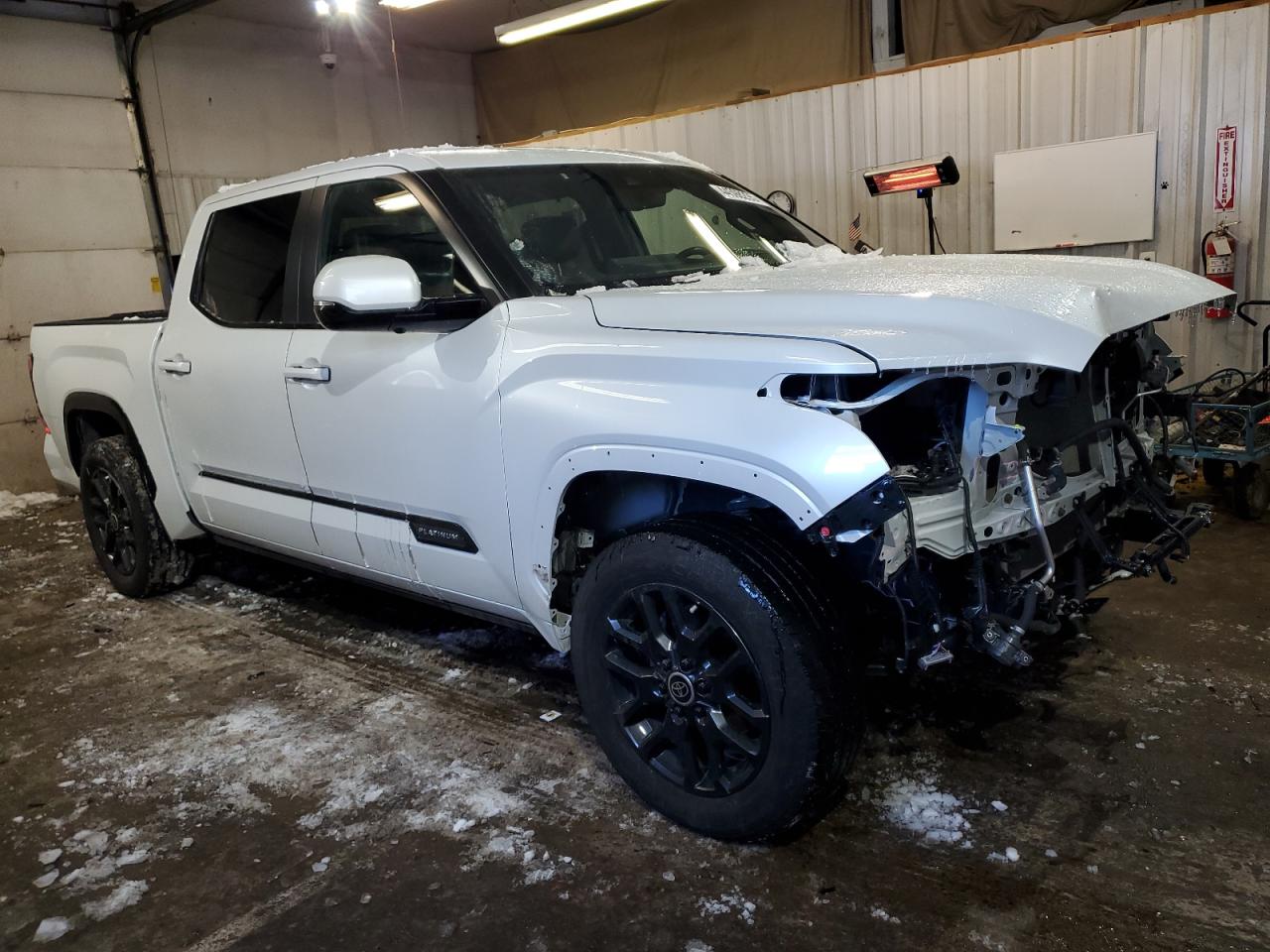 2024 TOYOTA TUNDRA CREWMAX PLATINUM VIN:5TFNA5DB8RX135761