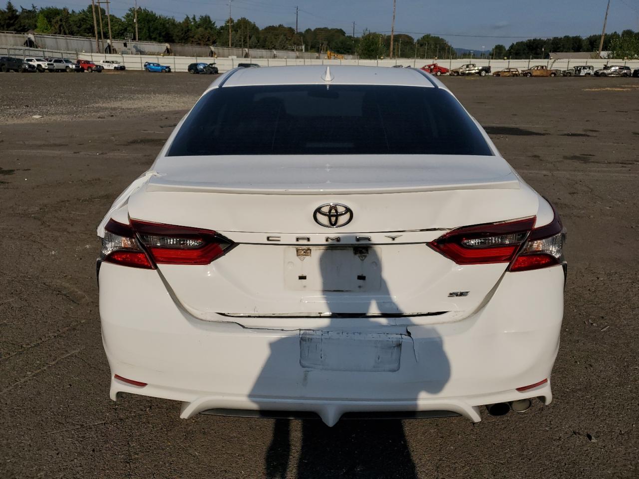 2022 TOYOTA CAMRY SE VIN:4T1G11AK0NU639489