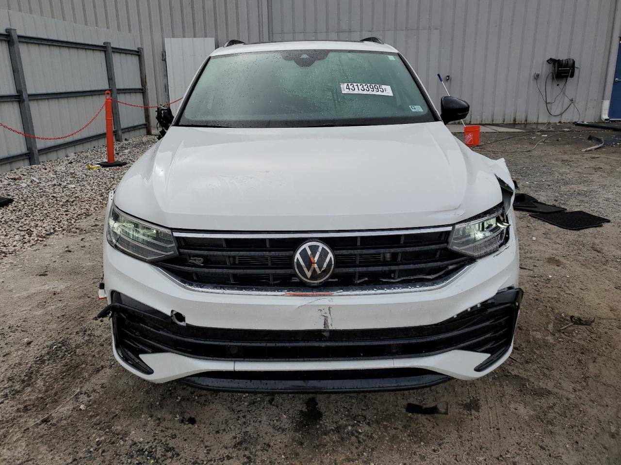 2022 VOLKSWAGEN TIGUAN SE R-LINE BLACK VIN:3VVCB7AX4NM157094