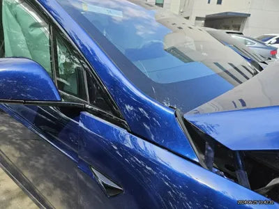 2023 Tesla Model X VIN:
