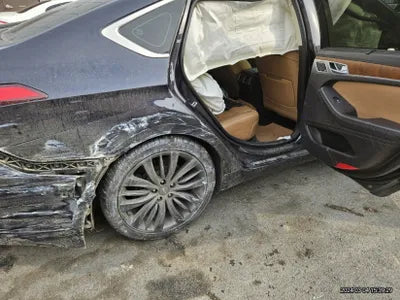 2016 Genesis G80 VIN: