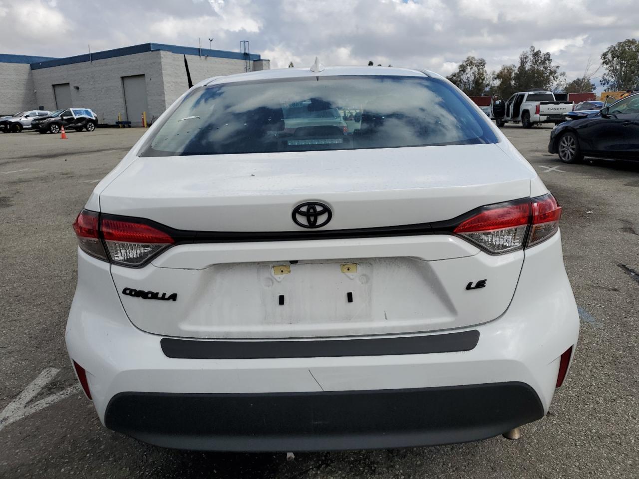 2024 TOYOTA COROLLA LE VIN:5YFB4MDE4RP228371