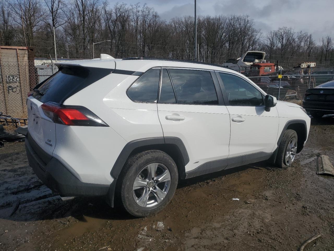 2024 TOYOTA RAV4 LE VIN:2T3MWRFV0RW201428