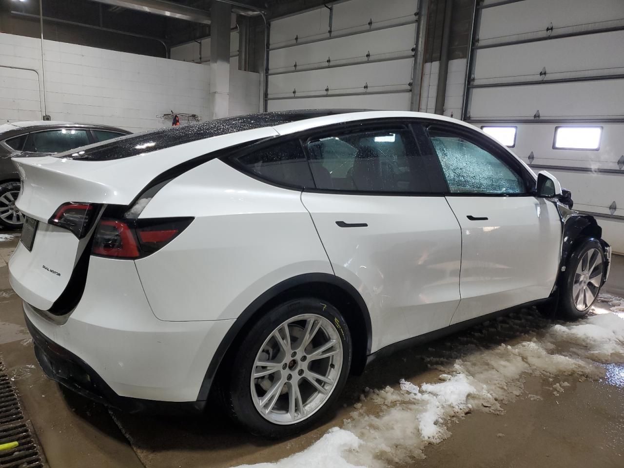 2023 TESLA MODEL Y  VIN:7SAYGDEE9PF787314