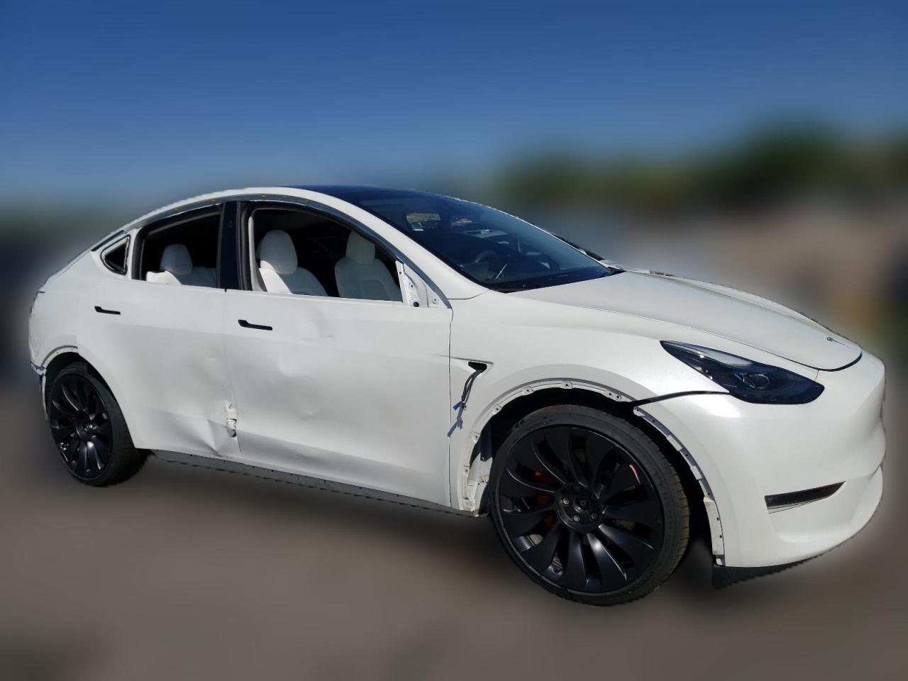 2023 TESLA MODEL Y  VIN:7SAYGDEF9PF867060