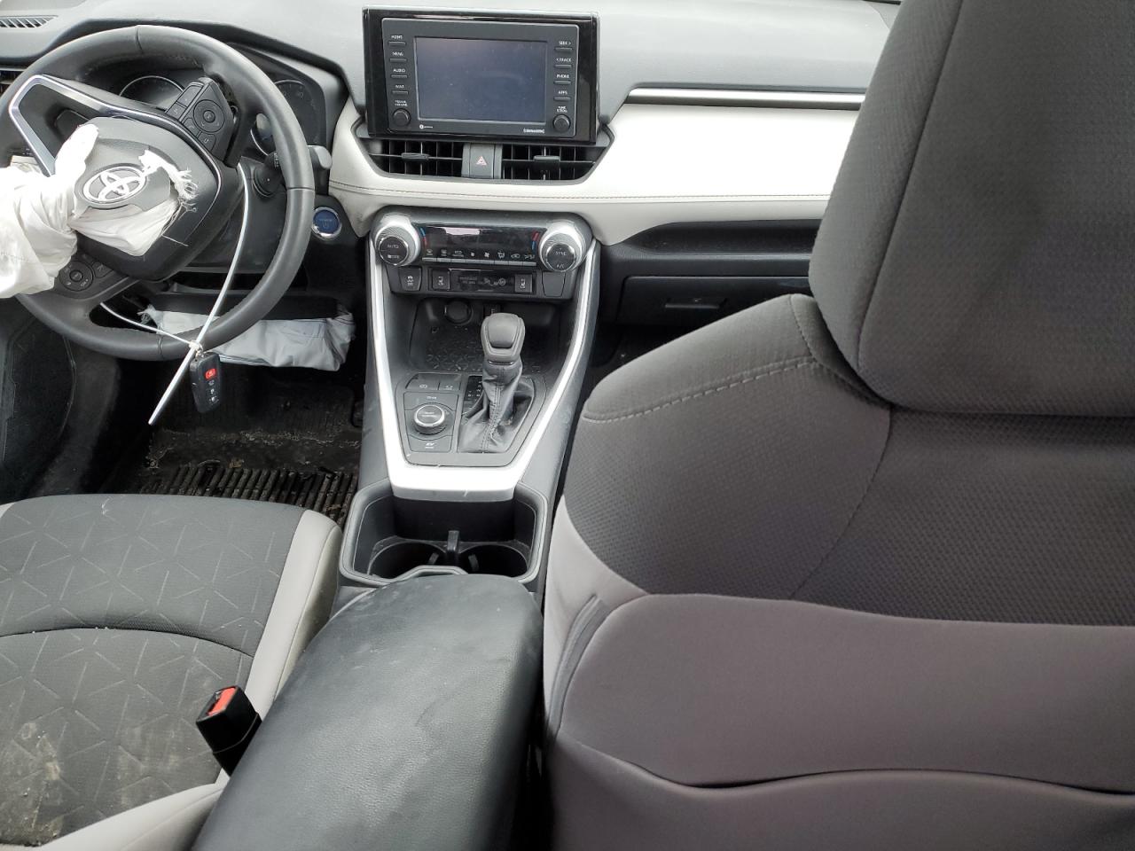 2022 TOYOTA RAV4 XLE VIN:4T3RWRFVXNU065356