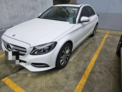 2015 Mercedes-Benz C 200 VIN: