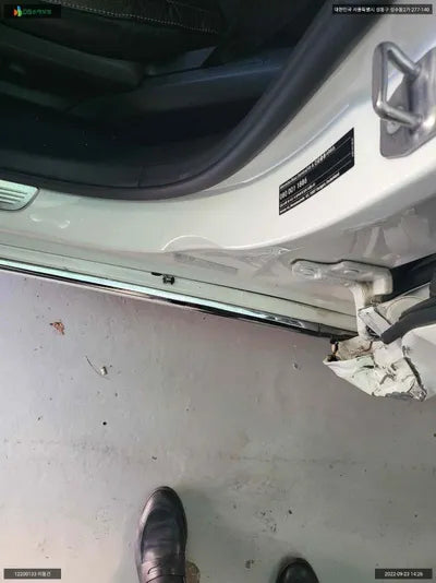 2017 Mercedes-Benz E 300 WDDZF4JB1JA333984 VIN:WDDZF4JB1JA333984