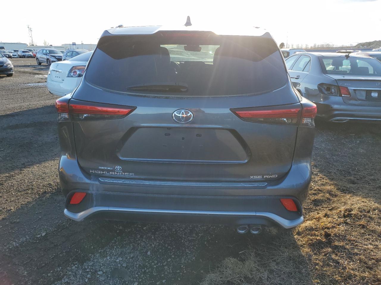 2022 TOYOTA HIGHLANDER XSE VIN:5TDLZRBH7NS194623