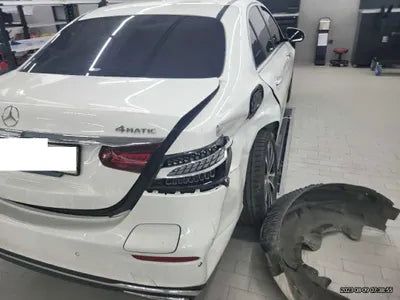 2021 Mercedes-Benz E 300 W1KZF5EB8MA984565 VIN:W1KZF5EB8MA984565