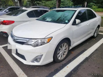 2014 Toyota Camry VIN: