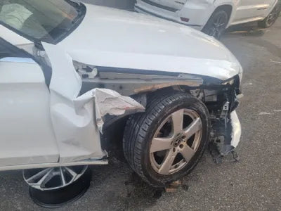 2018 Mercedes-Benz C 200 VIN: