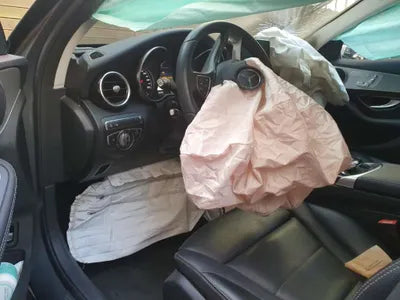 2018 Mercedes-Benz C 200 WDDWF4CB6JF630929 VIN:WDDWF4CB6JF630929