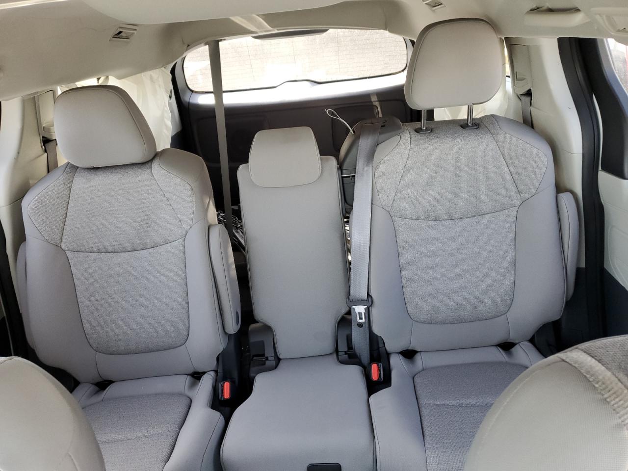 2024 TOYOTA SIENNA LE VIN:5TDKRKECXRS190669