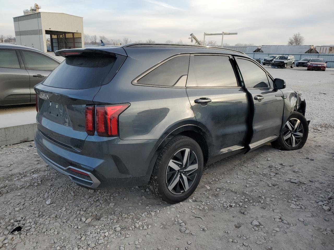 2023 KIA SORENTO S VIN:5XYRL4LC3PG187850
