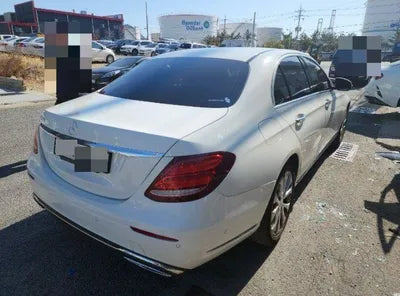 2016 Mercedes-Benz E 220 VIN: