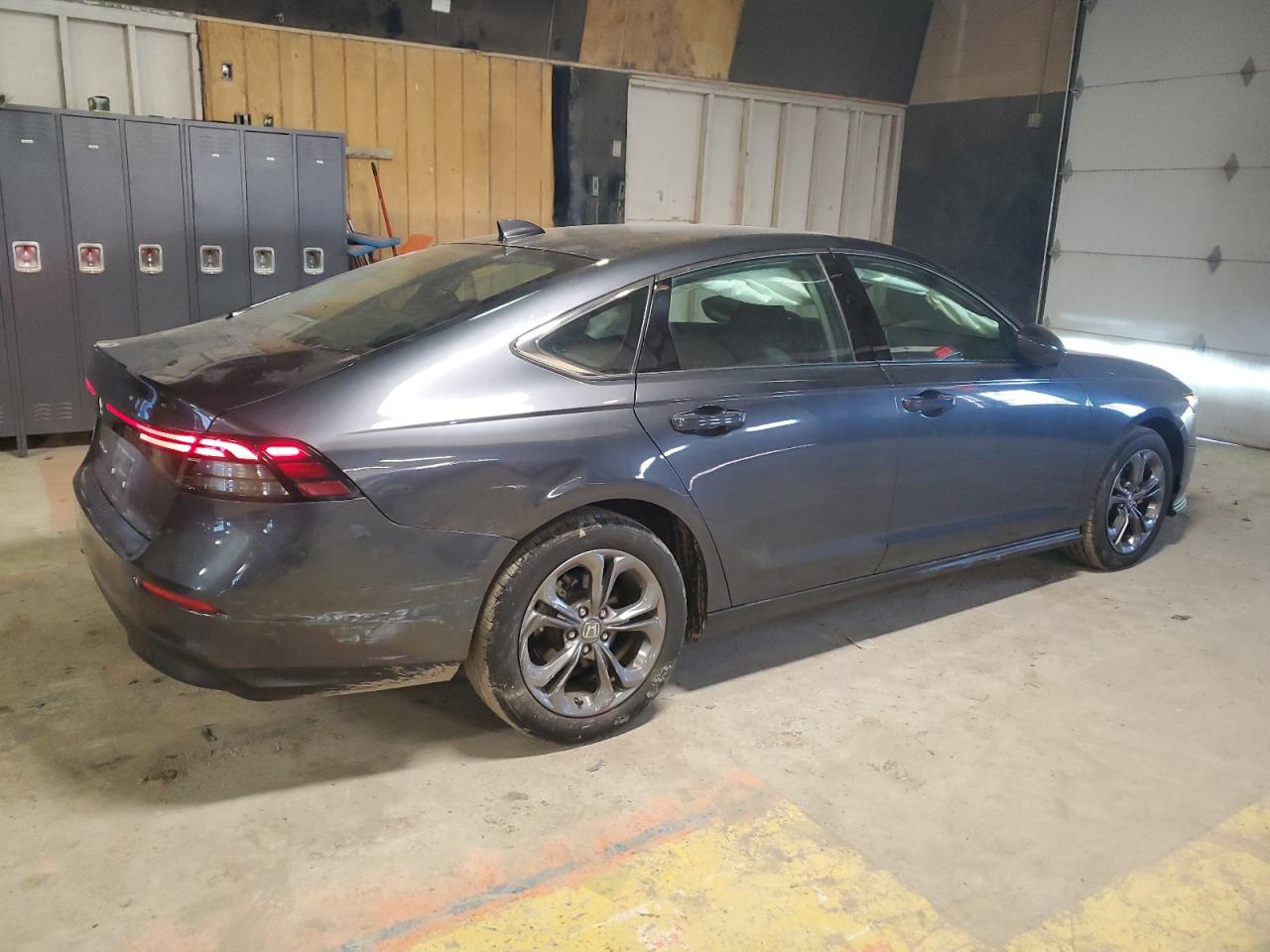 2023 HONDA ACCORD EX VIN:1HGCY1F33PA018219