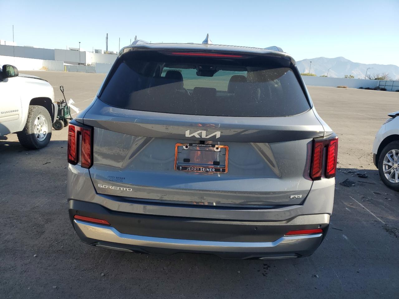 2024 KIA SORENTO S VIN:5XYRLDJC3RG282818