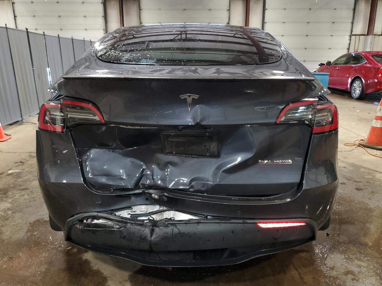 2022 TESLA MODEL Y  VIN:7SAYGDEF5NF398871