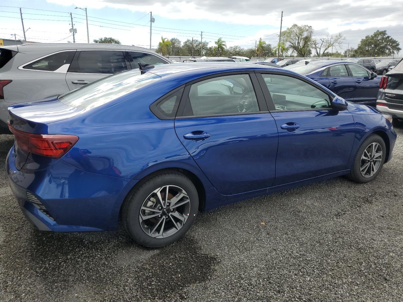2024 KIA FORTE LX VIN:3KPF24ADXRE829031